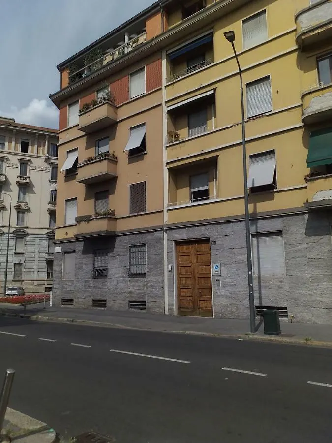 Appartamento Meta Italy da Silvia Milano 0*,